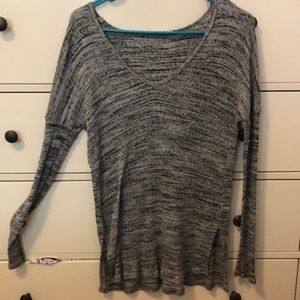 basic long sleeve shirt